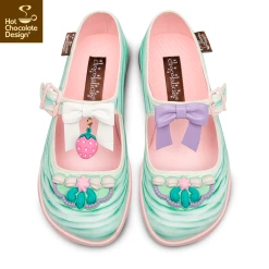 HOT CHOCOLATE DESIGN BAROQUE CAKE