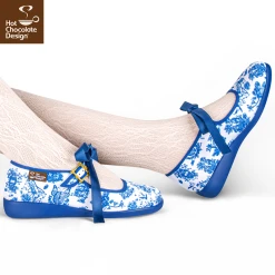HOT CHOCOLATE DESIGN TOILES DE JOUY -Mary Shoes Shop Chocolaticas Toiles De Jouy womens Mary Jane Flat Legs 800x