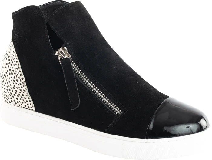 HINAKO MOSELLE SHOE - BLACK SUEDE / WHITE PONY Last Pair Size 39 / US 8 2 HINAKO MOSELLE SHOE - BLACK SUEDE / WHITE PONY Last Pair Size 39 / US 8