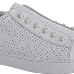 HINAKO PEARL SHOE (PERFORATED) - WHITE Last Pair Size 40 / US 9